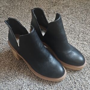 Dolce Vita Black Ankle Booties with Tan Sole